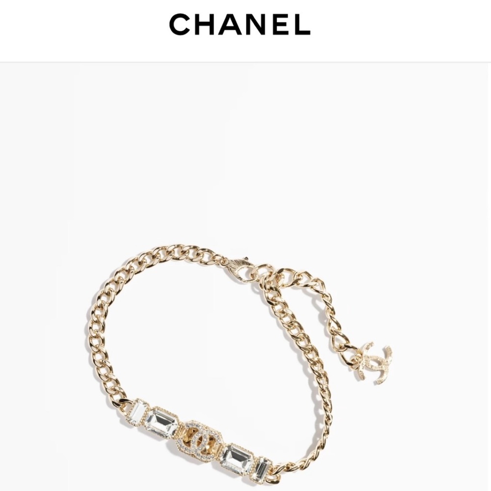 CHANEL choker